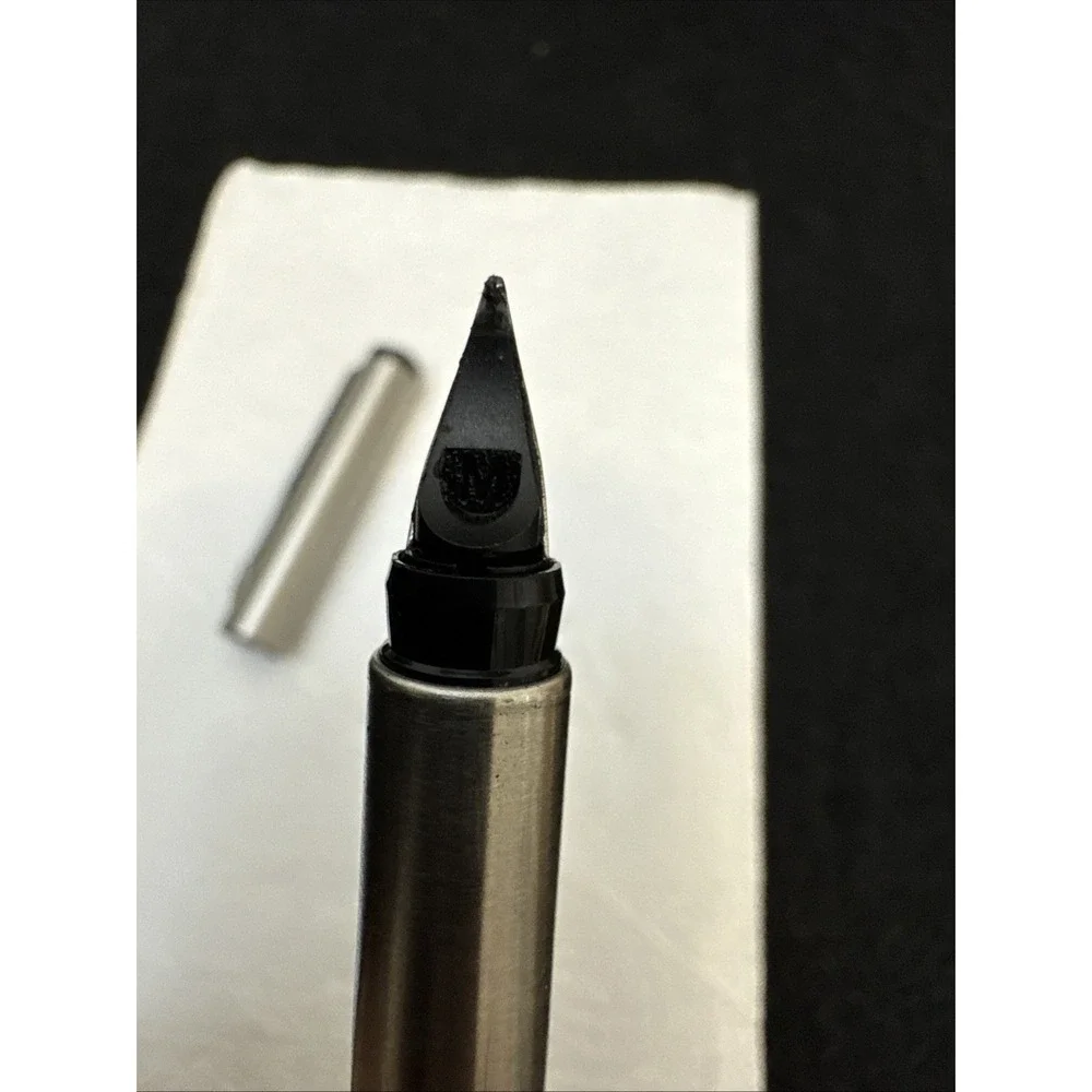 Parker Vector Stainless Steel Medium Nib Fountain pen Made In UK N III